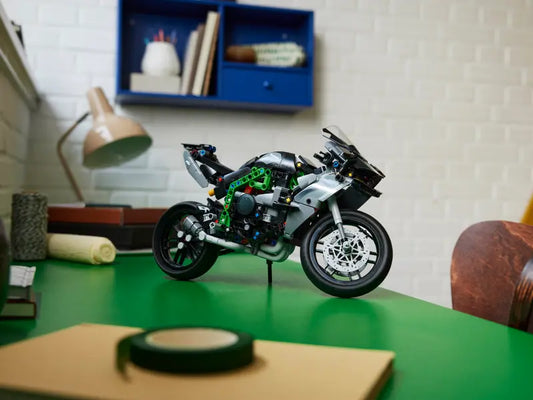 643 db-os Kawasaki Ninja H2R motorkerékpár