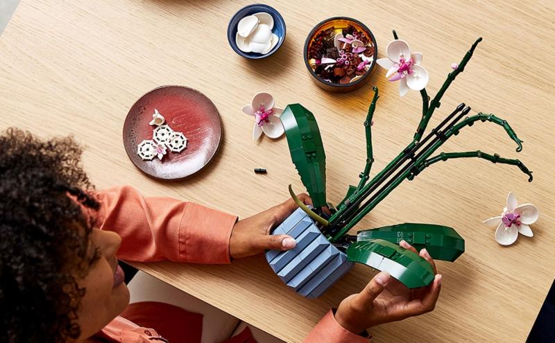 711 db-os Orchidea Virág csokor